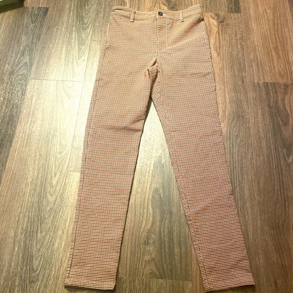 Garage plaid pants. Perfect condition great for dinner or an interview!!!